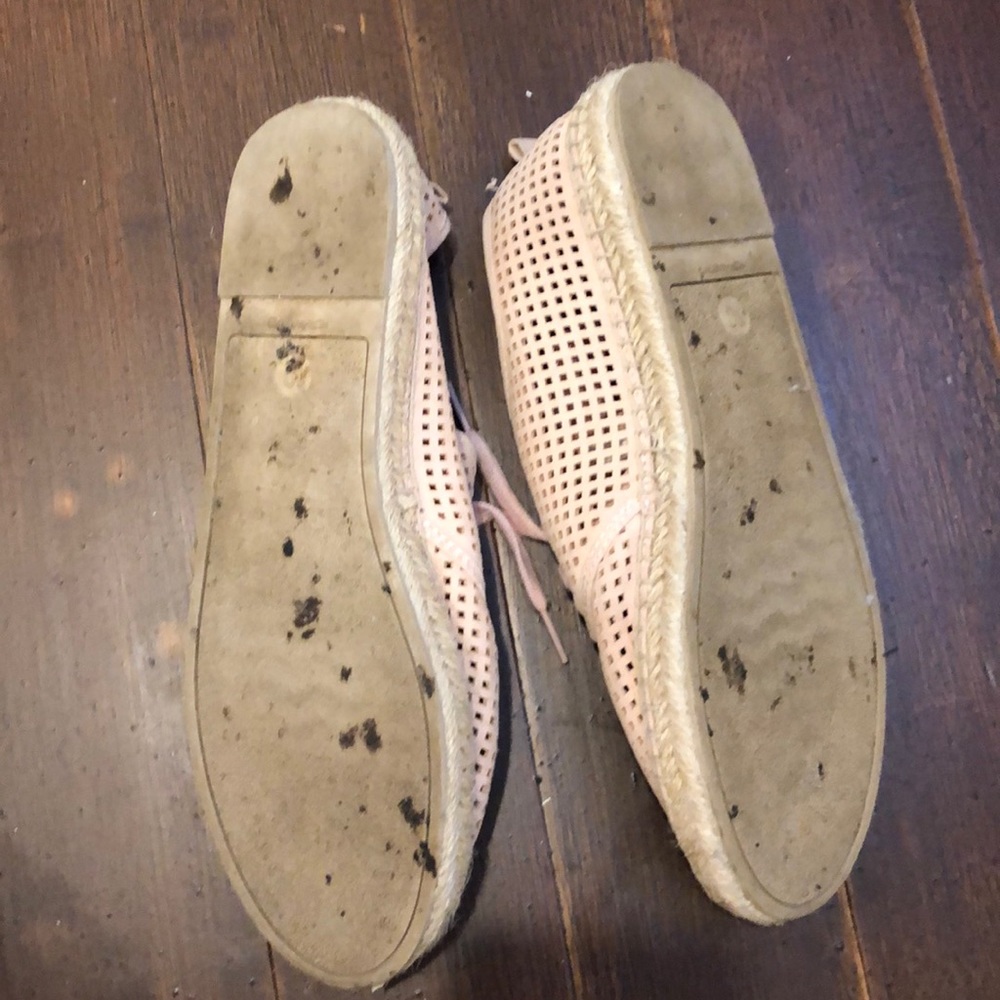 Pink laced espadrilles - Picture 3 of 4